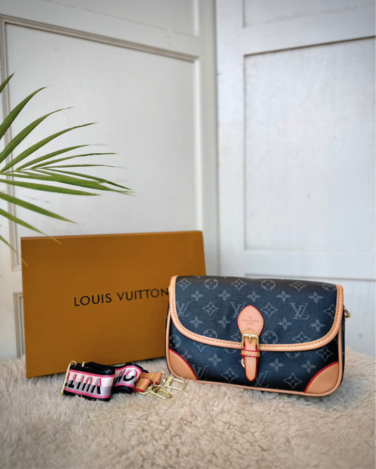 BOLSO L016 NEGRO MAQUILLAJE