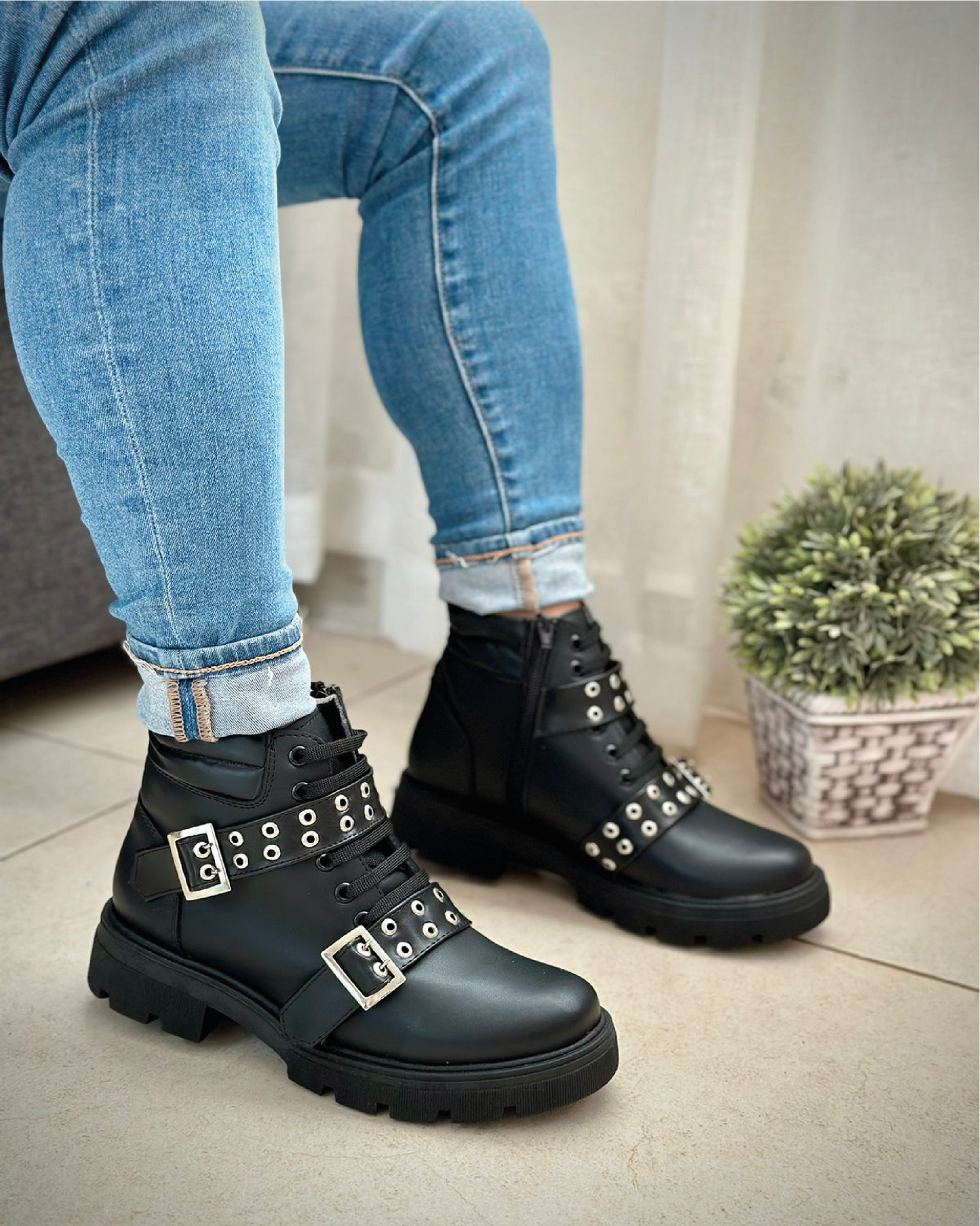 SERRAGO 3 3803 NEGRO